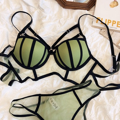 Ensemble de lingerie à demi-corset