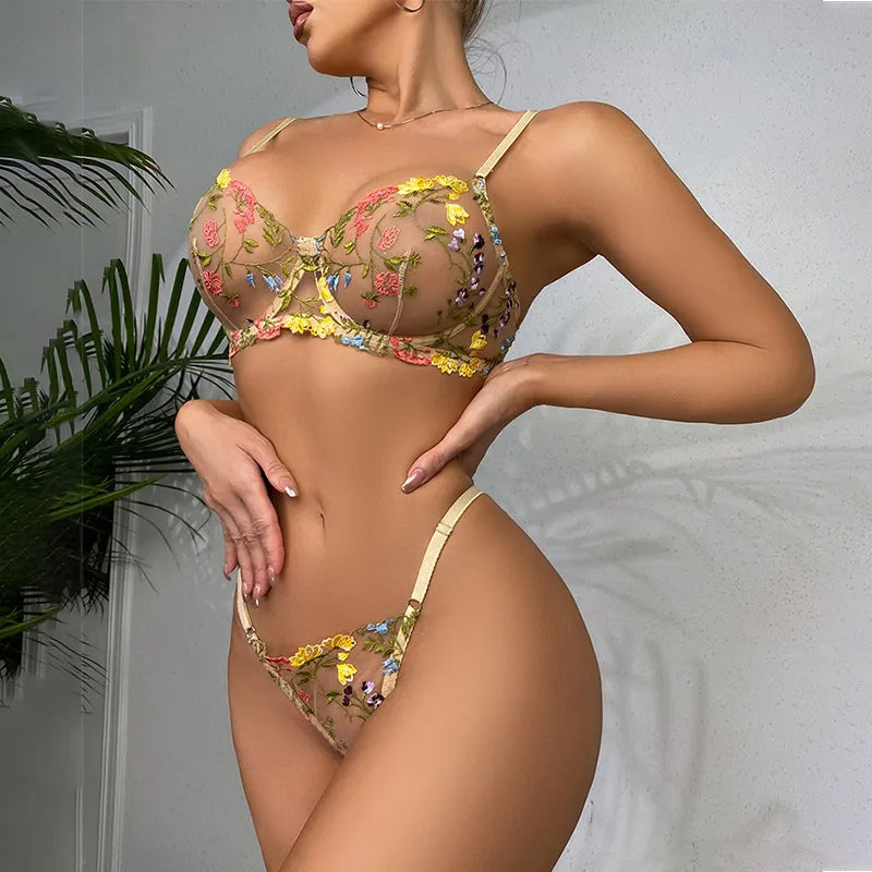Ensemble de lingerie à fleurs brodées colorées