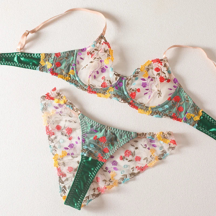 Ensemble de lingerie à motif floral