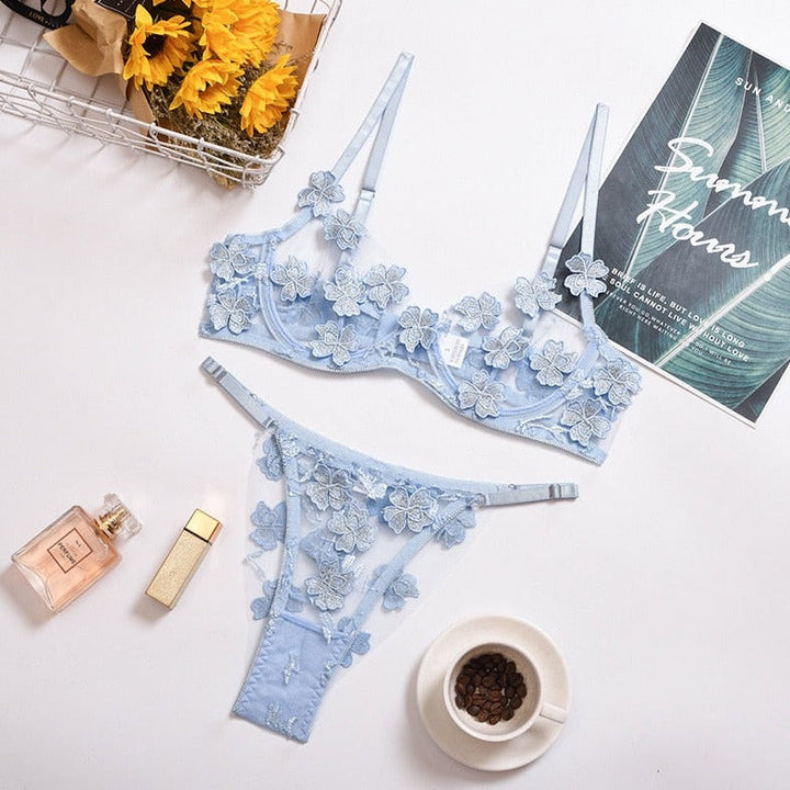 Ensemble de lingerie à finitions florales