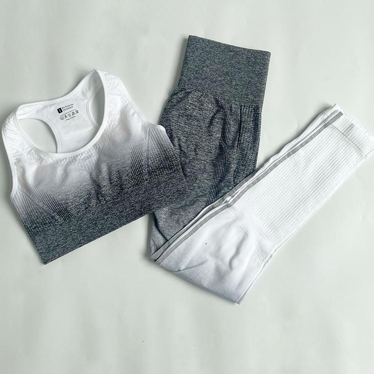Ensemble de sport