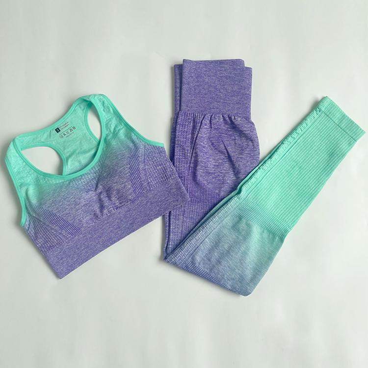 Ensemble de sport