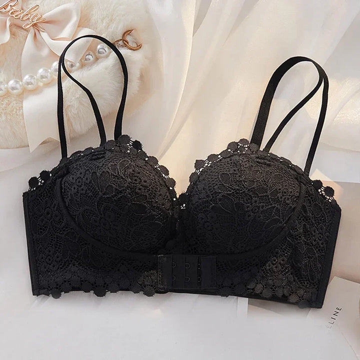 Soutien-gorge en dentelle pour petite poitrine