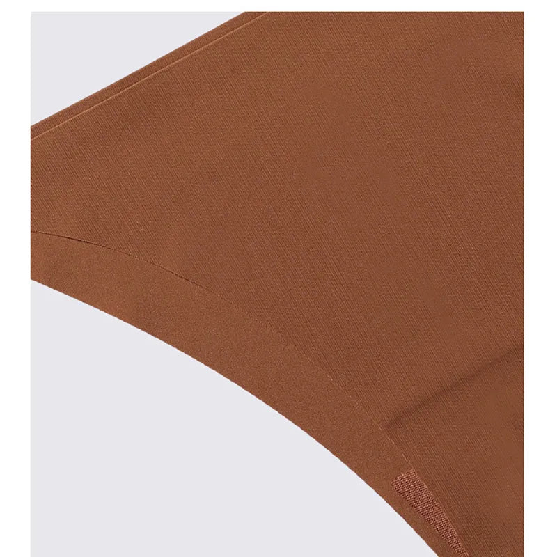Strings unis sans coutures