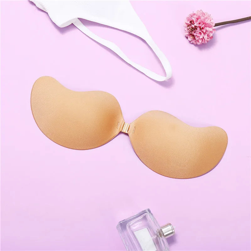Soutien-gorge adhésif réutilisable