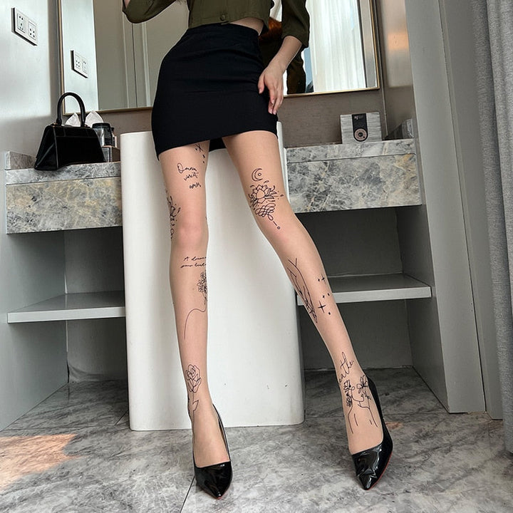 Collants à motif tatouage
