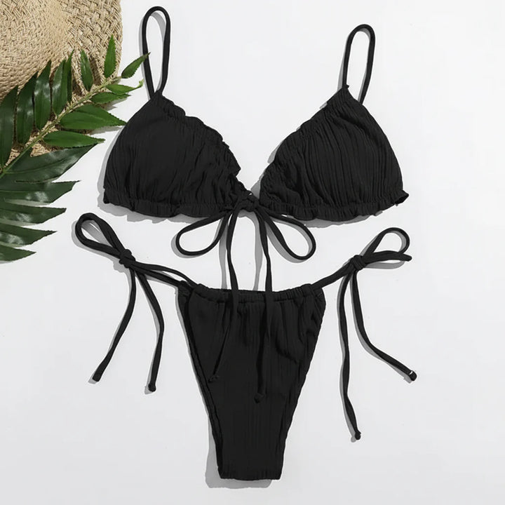 Bikini uni à laçages