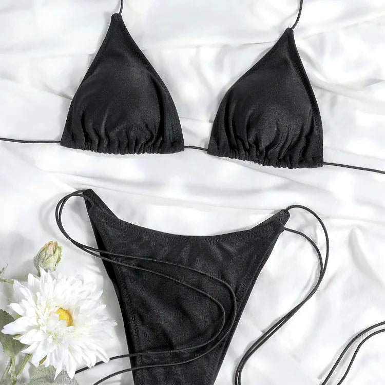 Bikini triangle classique