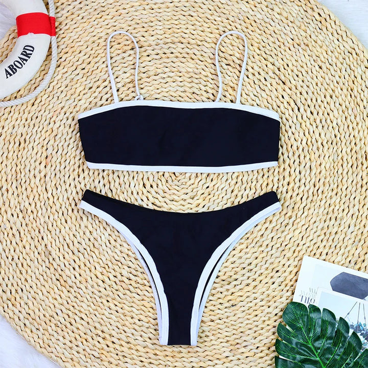 Maillot de bain minimaliste