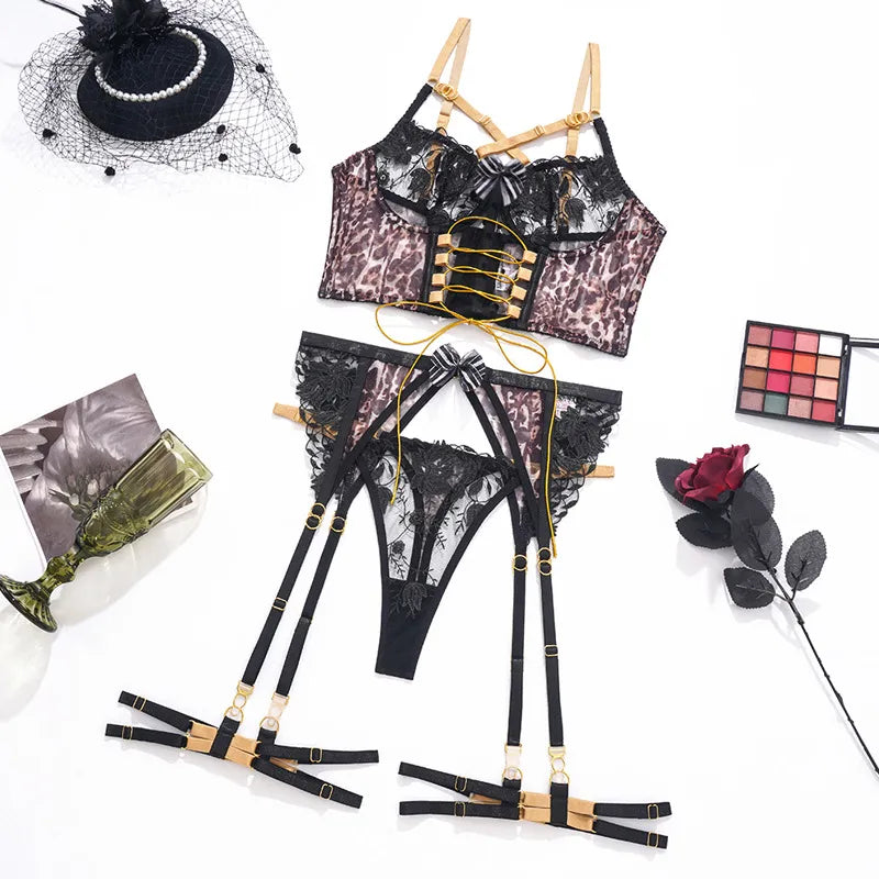 Ensemble de lingerie 4 pièces à taches
