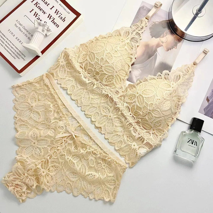 Ensemble de lingerie en dentelle à fleurs brodées