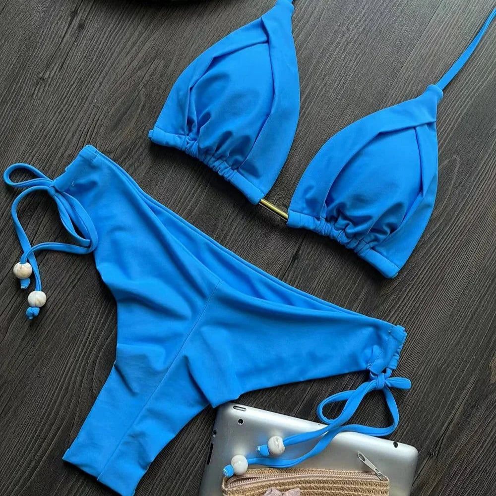 Bikini à cordons décoratifs