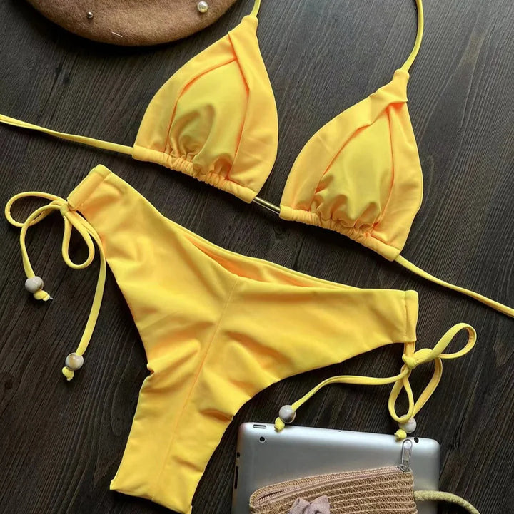 Bikini à cordons décoratifs