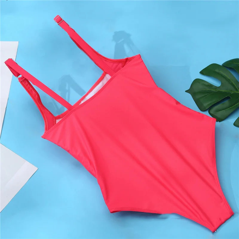 Maillot de bain une pièce sensuel