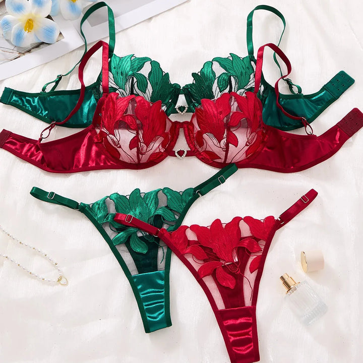 Ensemble de lingerie à motif brodé