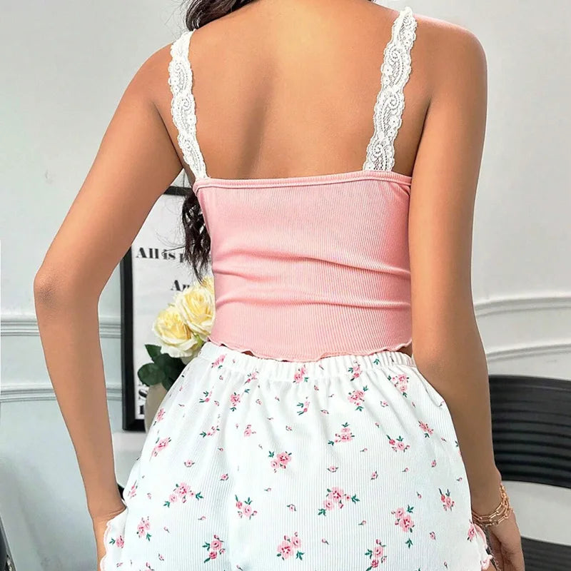 Pyjama à finitions en dentelle