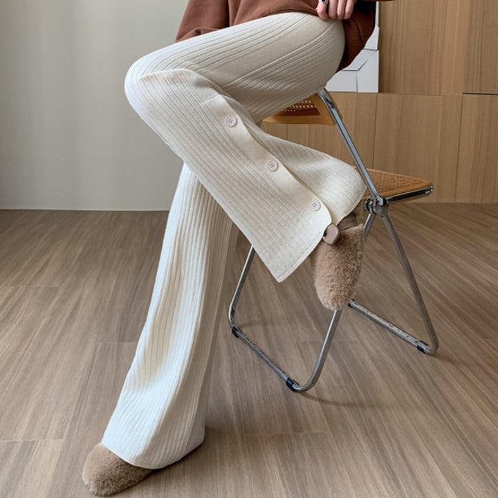 Pantalon en maille à découpes aux jambes