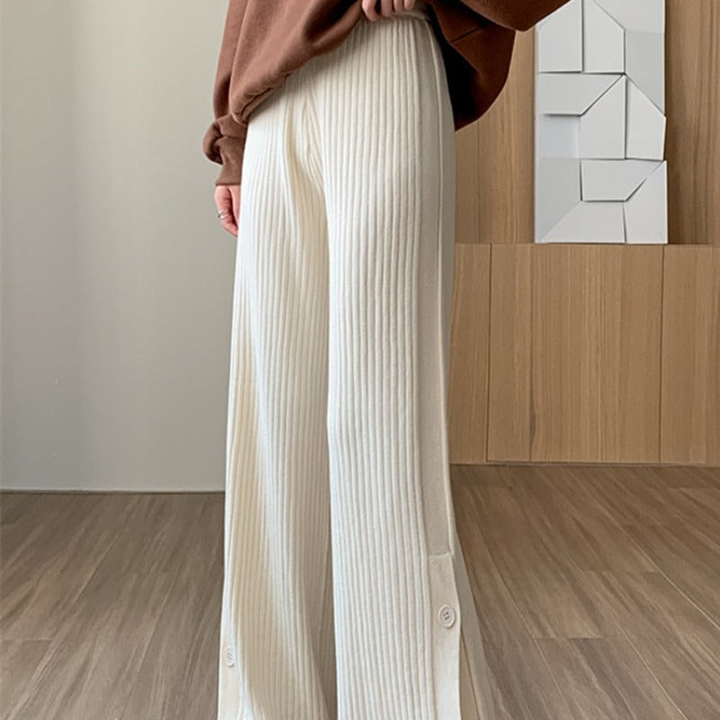 Pantalon en maille à découpes aux jambes