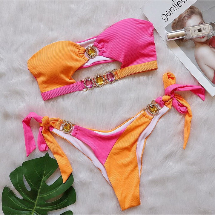 Maillot de bain 2 pièces style brésilien