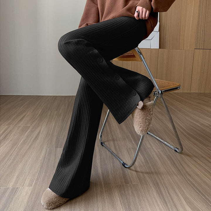 Pantalon en maille à découpes aux jambes