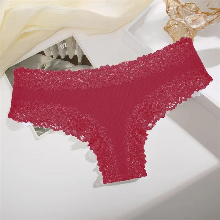 Culottes côtelées en dentelle