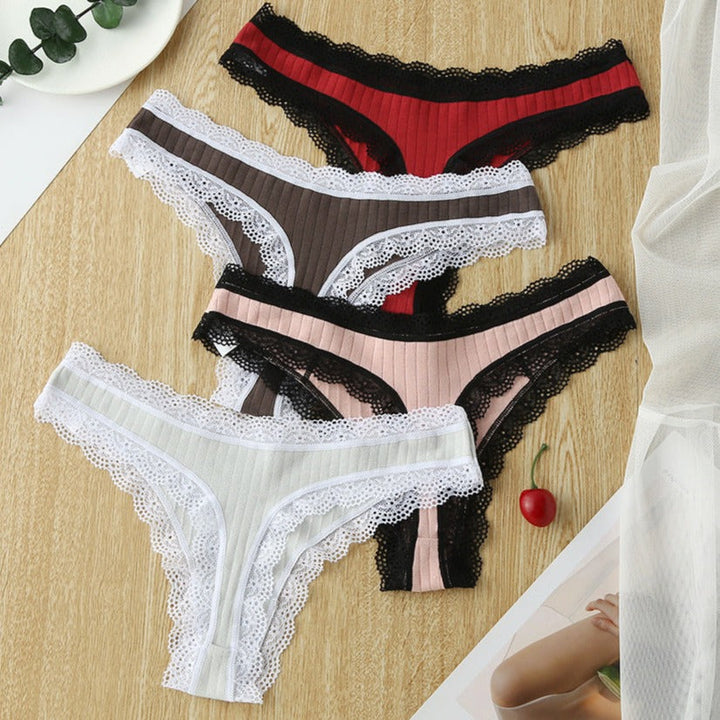 Strings en coton avec dentelle