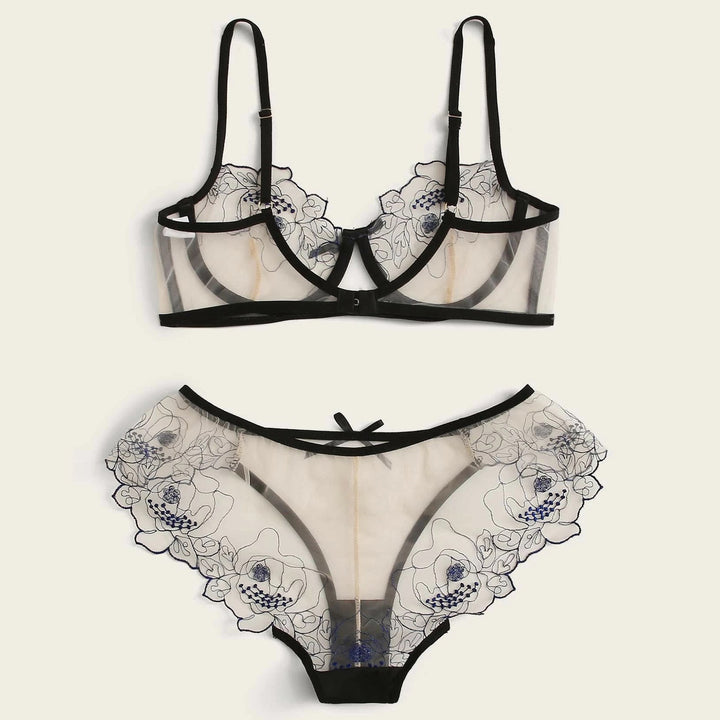 Ensemble transparent de sous-vêtements