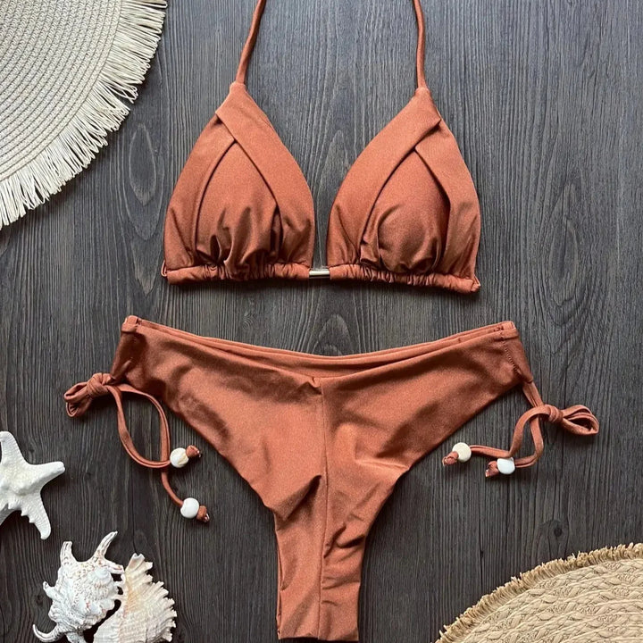 Bikini à cordons décoratifs