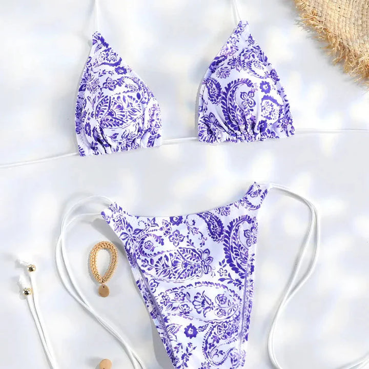 Bikini triangle classique