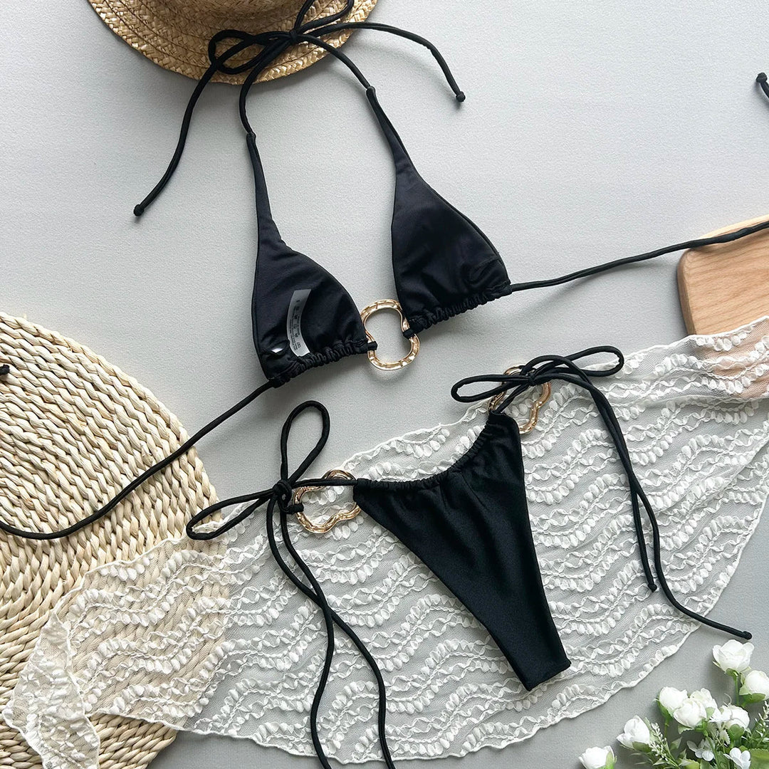 Maillot de bain à boucles décoratives
