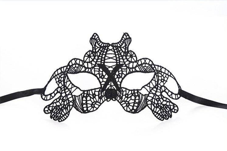 Masque de dentelle