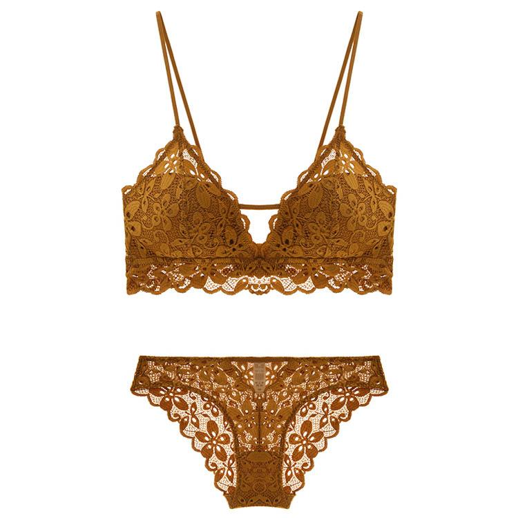 Ensemble de dentelle