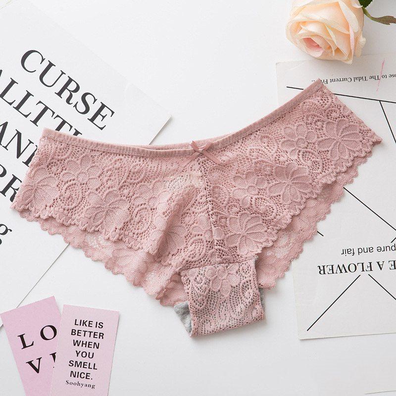 Culotte en dentelle
