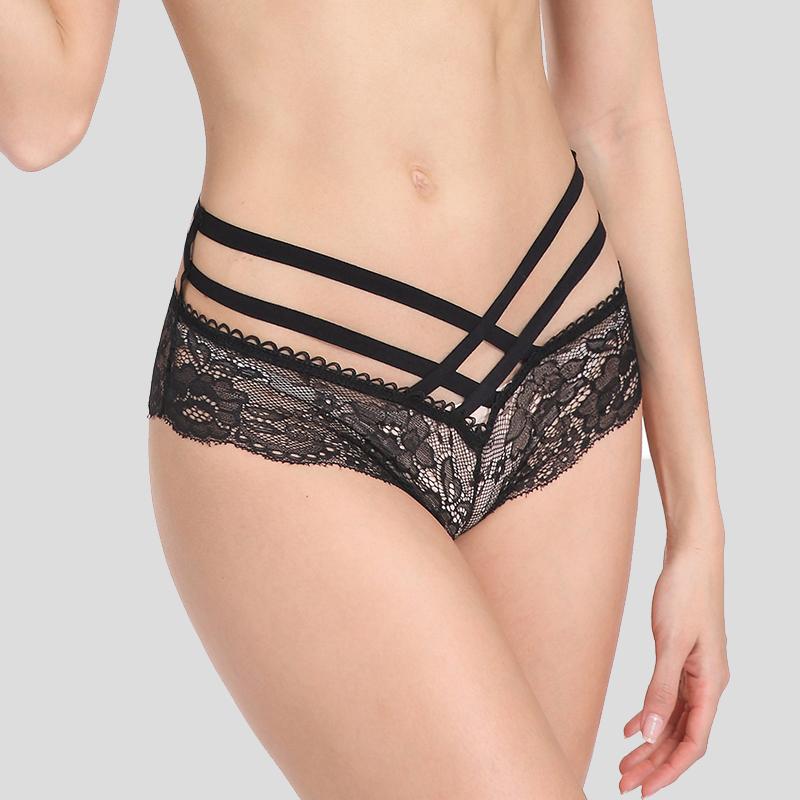 Culotte en dentelle