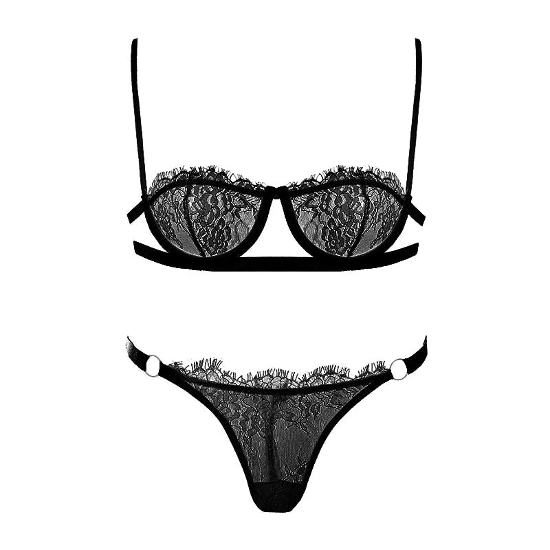 Un ensemble de sous-vêtements en dentelle