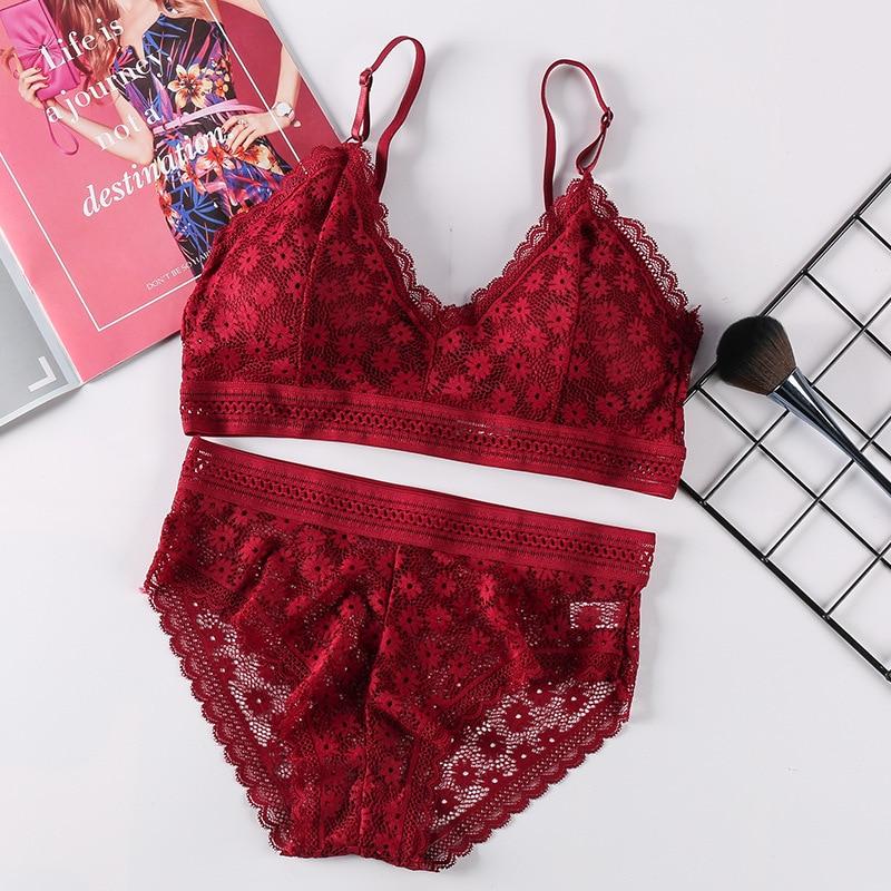 Ensemble de dentelle