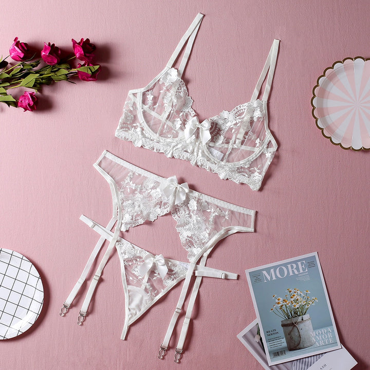 Un ensemble de sous-vêtements en dentelle