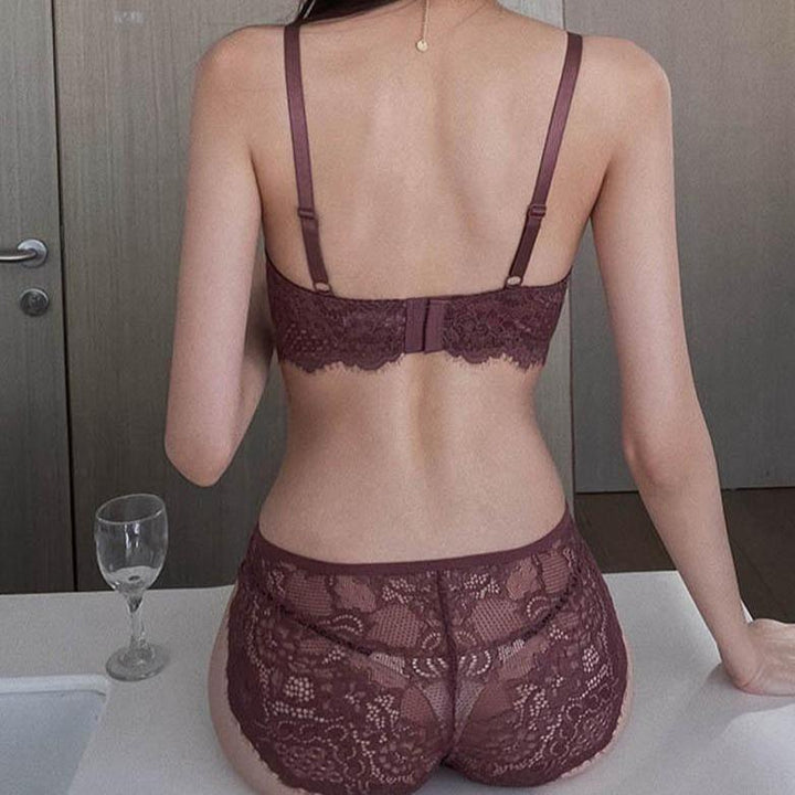 Ensemble de lingerie en dentelle