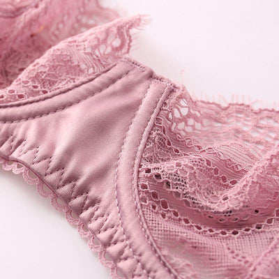 Ensemble de lingerie en dentelle