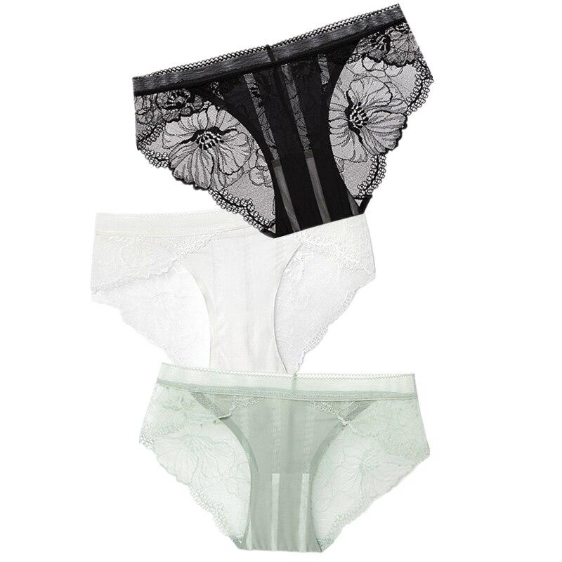 Culotte en dentelle 3 pièces