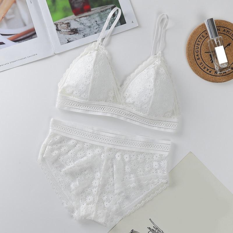Ensemble de lingerie en dentelle
