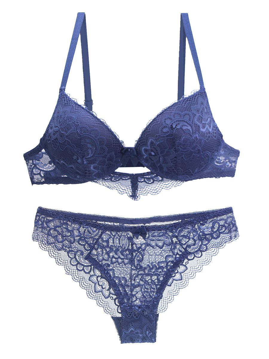 Ensemble de lingerie en dentelle