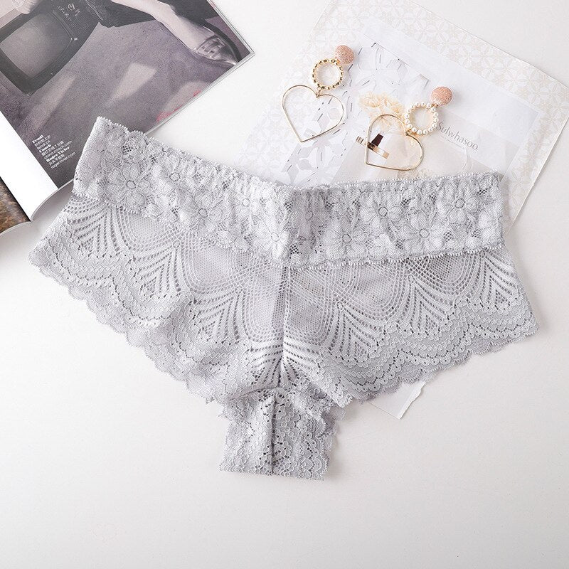 Culotte en dentelle