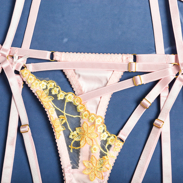 Ensemble de lingerie 3 pièces avec tour de cou