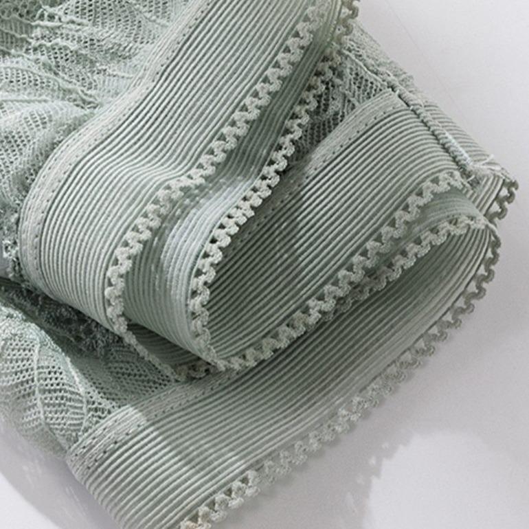 Culotte en dentelle 3 pièces