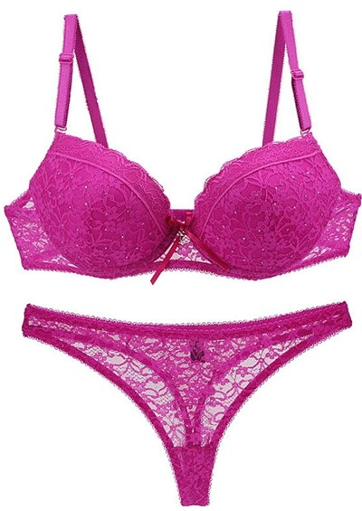 Ensemble de dentelle