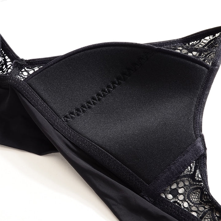 Ensemble de lingerie en dentelle