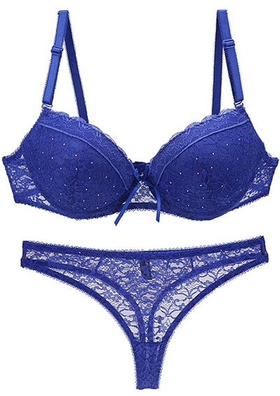Ensemble de dentelle