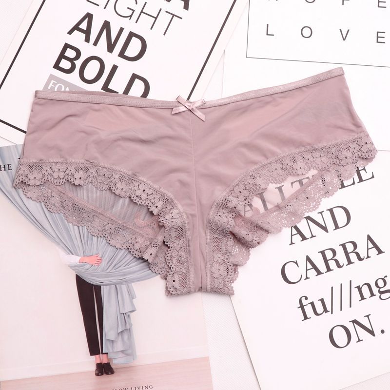 Culotte en dentelle
