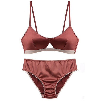 Ensemble de lingerie en satin